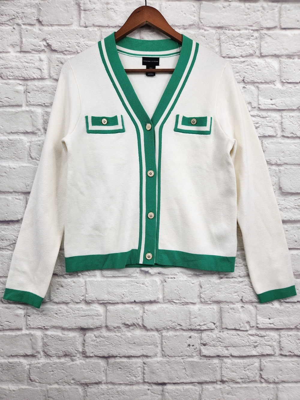 ADRIENNE VITTADINI Cropped Cardigan Sweater Size Medium White Green Preppy Coast